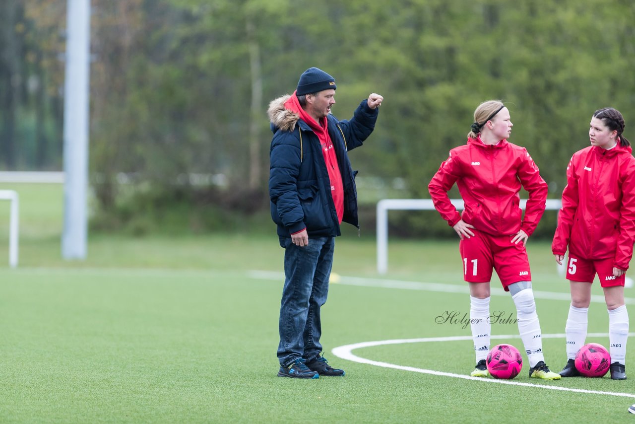 Bild 51 - wBJ SV Wahlstedt - TuS Tensfeld : Ergebnis: 0:0